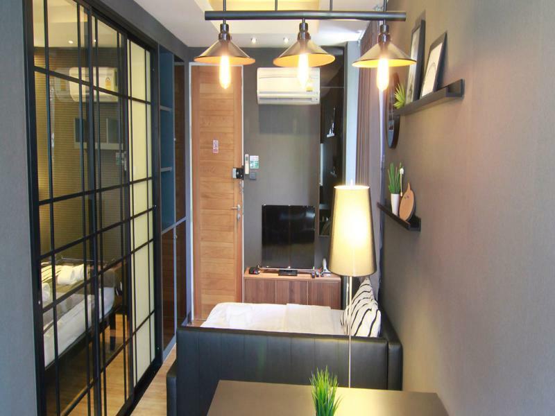 S Bloc Saladaeng Bed & Breakfast Банкок Екстериор снимка