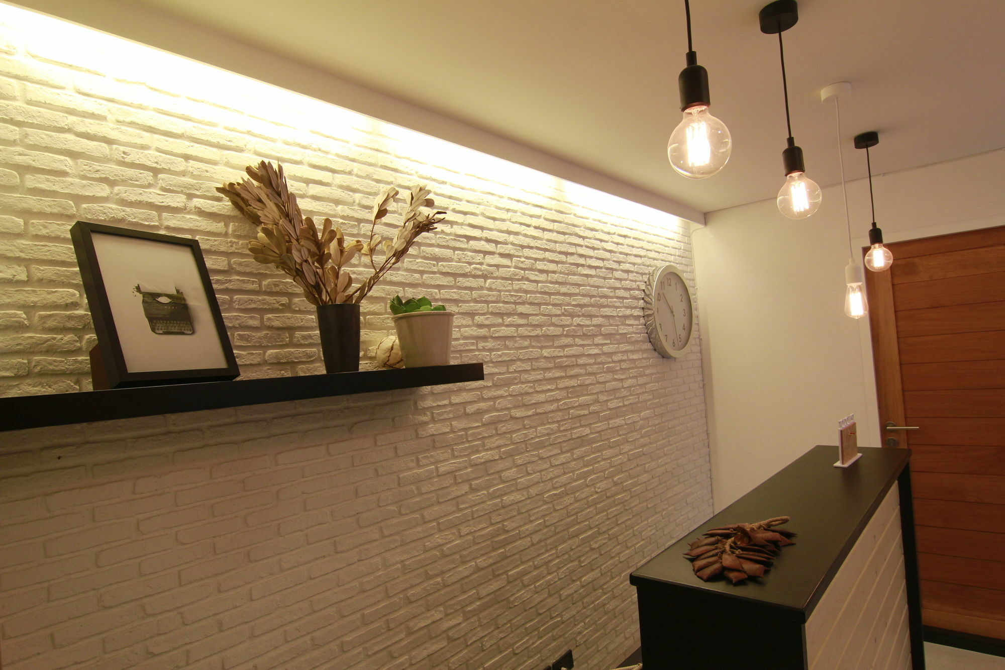 S Bloc Saladaeng Bed & Breakfast Банкок Екстериор снимка