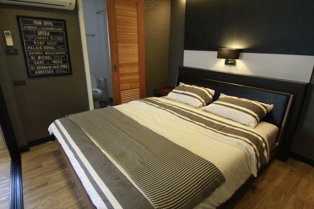 S Bloc Saladaeng Bed & Breakfast Банкок Екстериор снимка